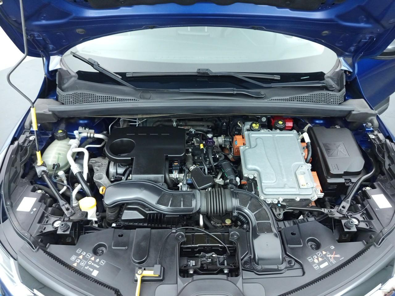 Renault Captur e-tech plug-in 160 intens — photo 15
