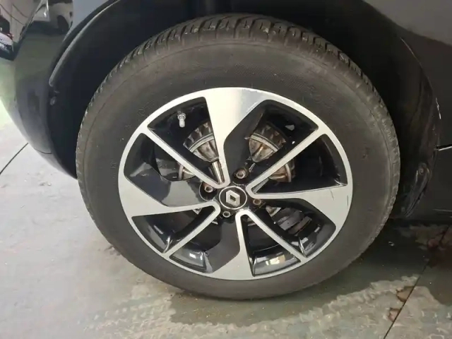 Renault Zoé zoe r90 — photo 14