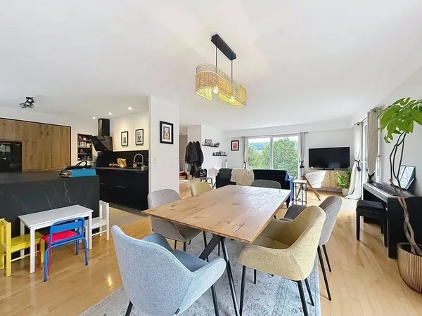 Maison 7 pièces 150 m²