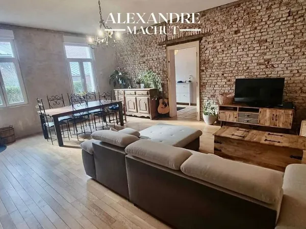 Longère 6 pièces 182 m²