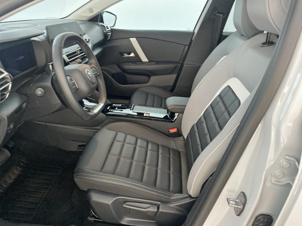Citroën C4 hybride 145 ch e-dcs6 max — photo 9