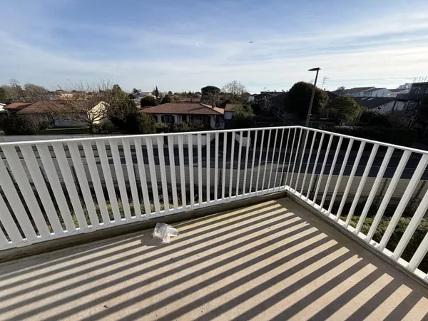 Terrasse - Parking - Notaire offert