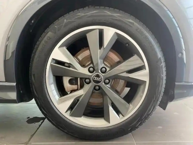 Audi Q4 E-Tron q4 sportback e-tron 40 e-tron 204ch s line — photo 11