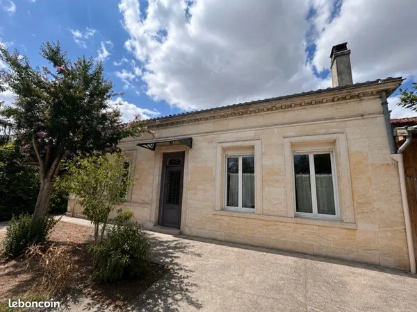 Maison en pierre de caractère - 8 pièces - 206 m2