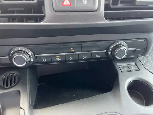 Citroën Berlingo van  950 puretech 110 s&amp;s — photo 19