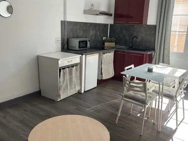 Appartement T2 entièrement rénové à Cahors