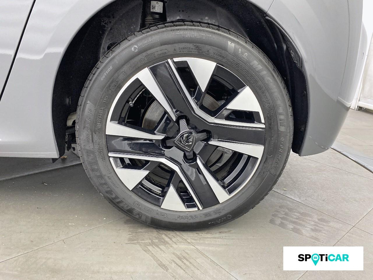 Peugeot 208 e-208 136ch 50 kwh allure — photo 11