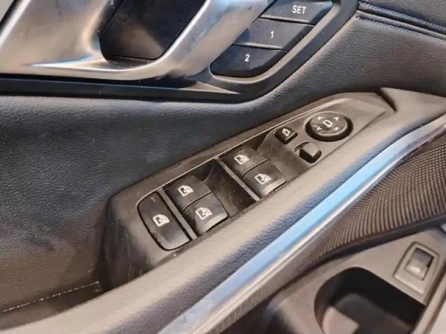 Bmw Serie 3 320i 184 ch bva8 m sport — photo 20