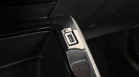 Peugeot 208 1.2 PureTech 100ch S&S Active Business — photo 30