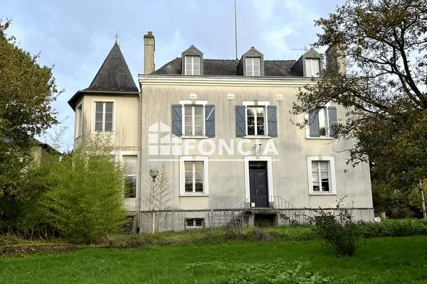 Maison 11 pièces 280 m²