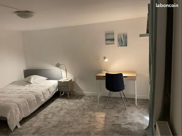 Chambre meublée Hypercentre Thionville - 5 min à pied de la gare