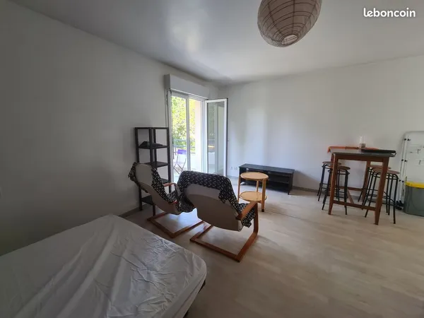 Studio meublé