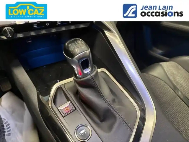 Peugeot 3008 1.2 puretech 130ch s&amp;s bvm6 — photo 13