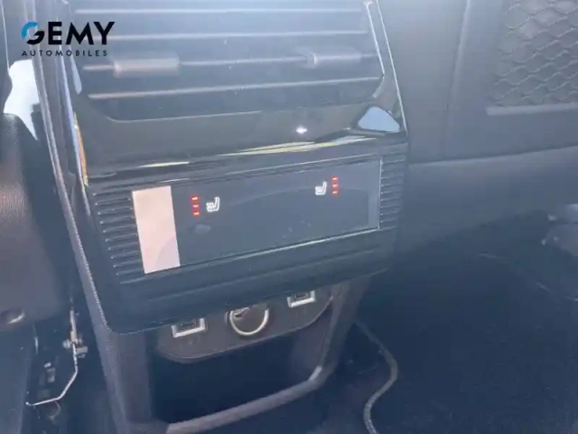 Citroën C5 Aircross hybride rechargeable 225 ch e-eat7 — photo 53