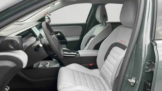 Citroën C5 Aircross e- 210 autonomie confort — photo 26