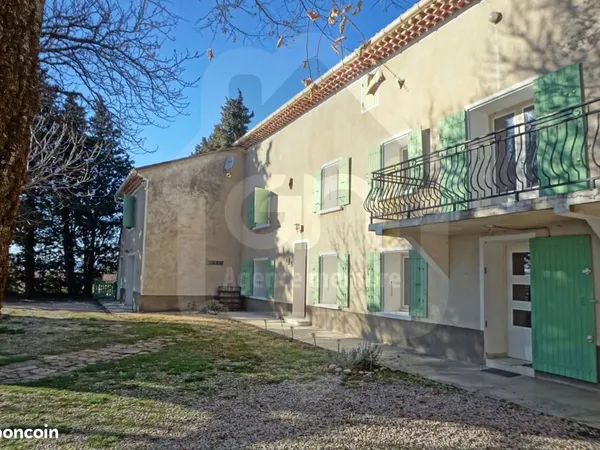 Maison 193 m² Uchaux