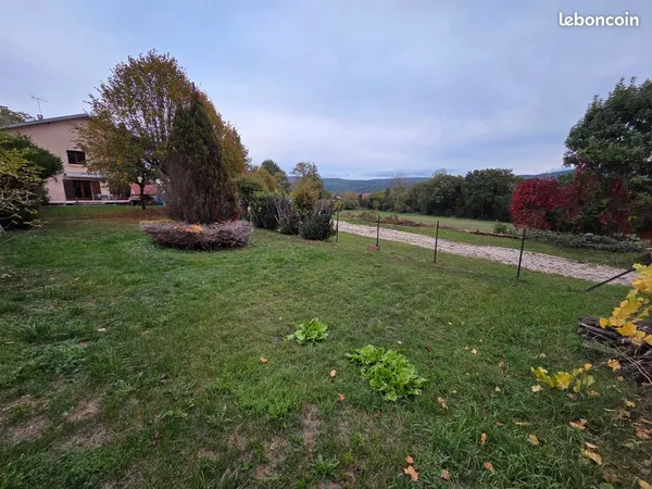 Maison à Bonaz