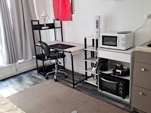 Studio bien placé