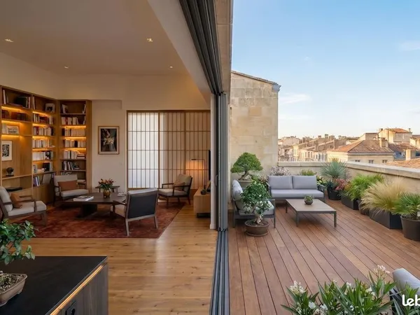 Appartement 4 pièces 155 m²