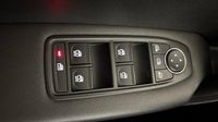 Renault Captur 1.0 TCe 90ch Evolution — photo 28
