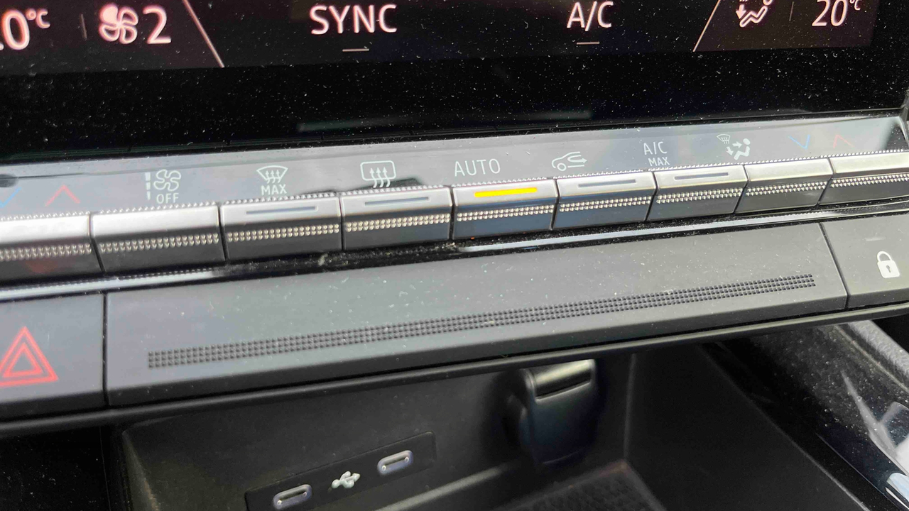 Renault Austral E-Tech hybrid 200 — photo 19
