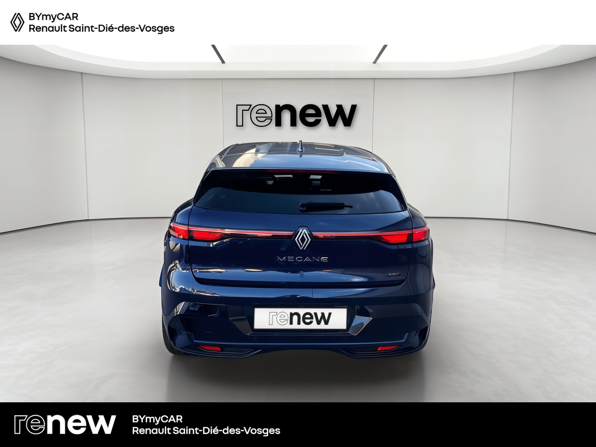 Renault Megane E-Tech EV60 220 ch optimum charge — photo 4