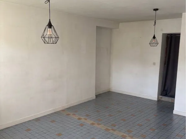 À louer maison de ville
