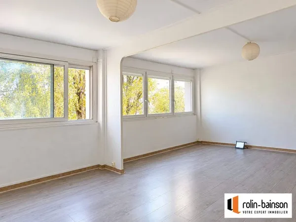 Appartement 2 pièces 55 m²
