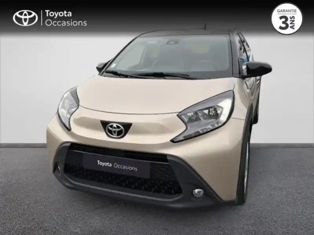 Toyota Aygo x 1.0 vvt-i 72ch design s-cvt — photo 15