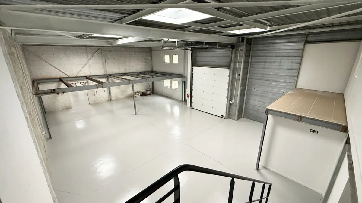 Photo 3