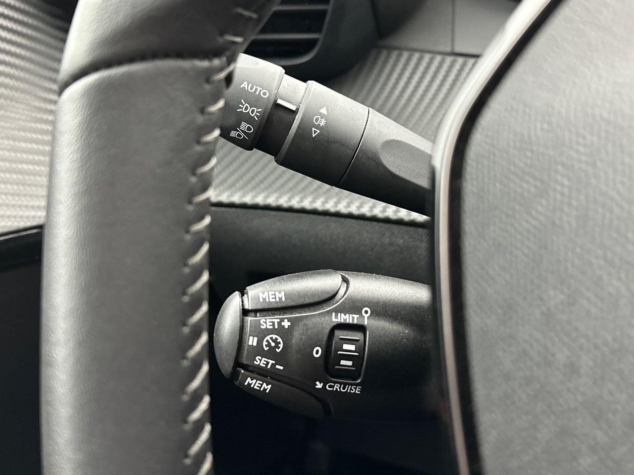 Peugeot 208 puretech 75 s&s bvm5 active pack — photo 17