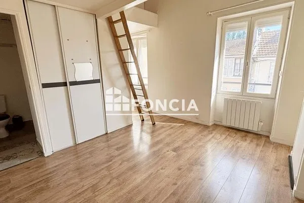 Appartement 1 pièce 18 m²