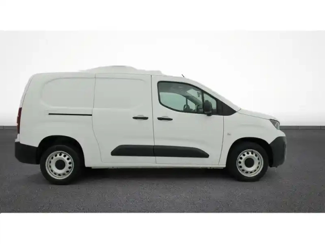 Peugeot Partner fourgon long 950 kg puretech 110 s&amp;s bvm6 — photo 10