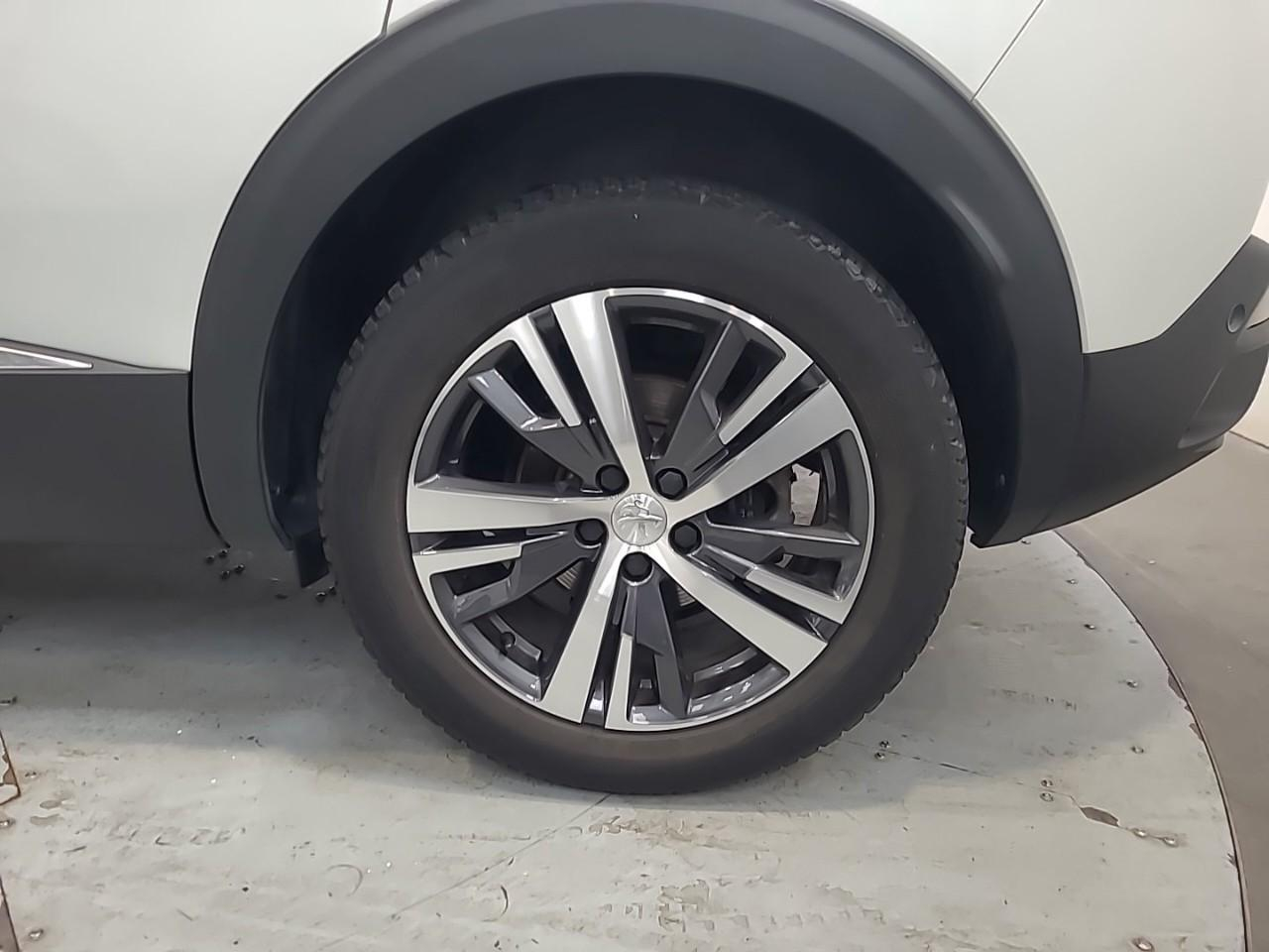 Peugeot 3008 bluehdi 130ch s&s eat8 allure pack — photo 16