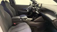 Peugeot 208 1.2 Hybrid 145ch GT e-DCS6 — photo 15
