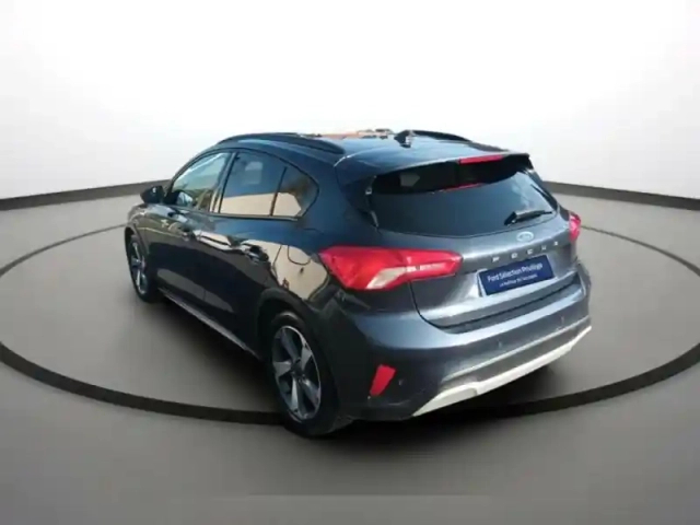 Ford Focus active 2.0 ecoblue 150ch active x bva — photo 4