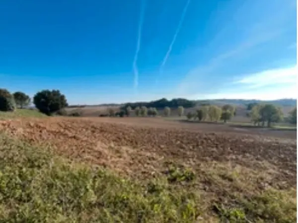 Terrain de 1860 m2