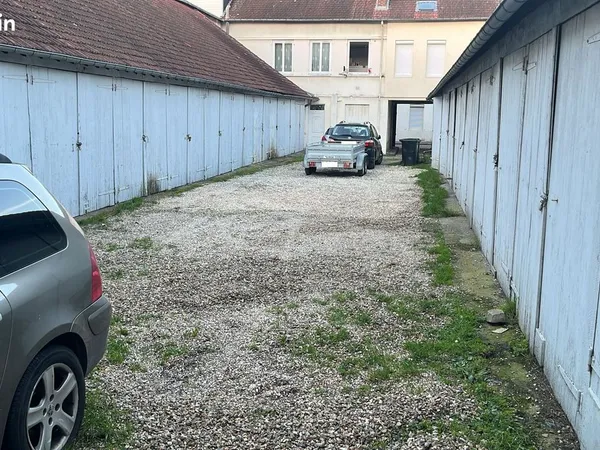 Location garage - boxe - garde meubles