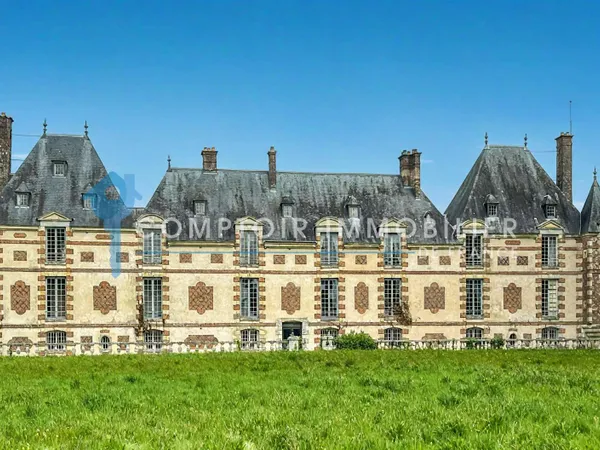 Propriété 40 pièces