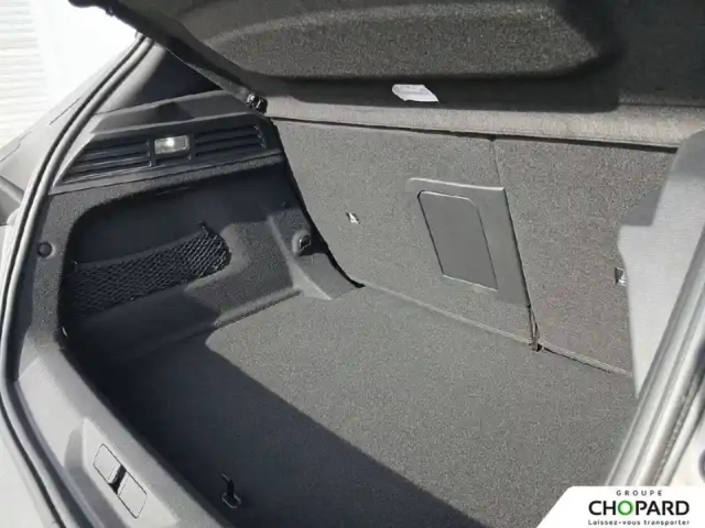 Peugeot 308 hybrid 145 e-dcs6 — photo 6