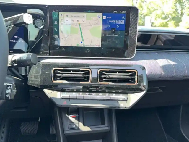 Renault 4 renault  e-tech electrique 150 ch autonomie confort — photo 11
