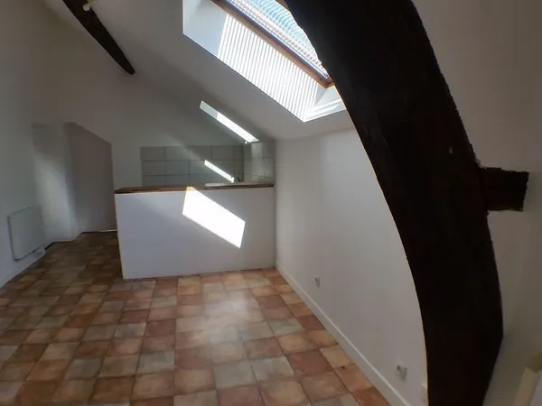 appartement 3 pièces 37,58 m² (50 Sol) Viry Chatillon