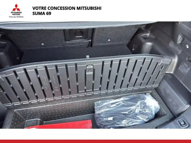 Mitsubishi Outlander 2.4 mivec phev 306 4wd — photo 28