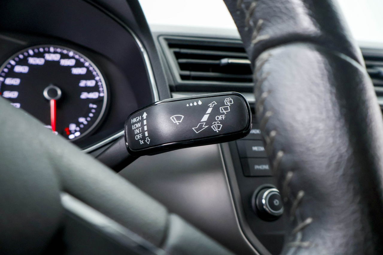 Seat Ibiza — photo 19