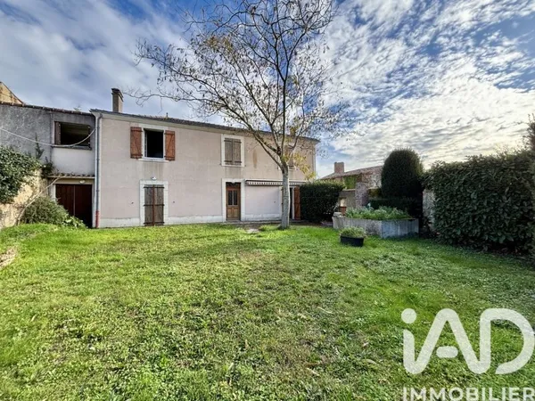 Maison 11 pièces 280 m²