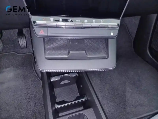 Renault Megane e-tech ev60 220 ch super charge — photo 29