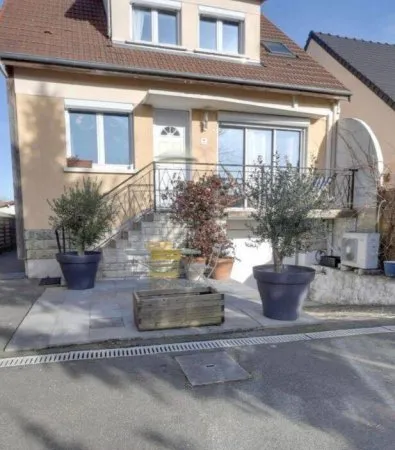 Maison 1 pièce 150 m²