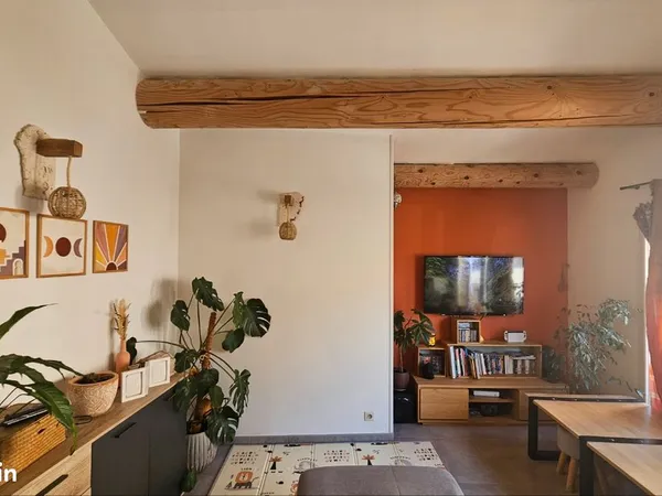 Appartement T3 plein pied Robion