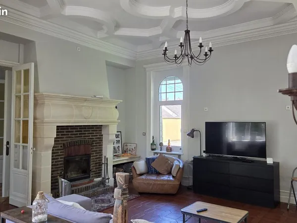 Maison 7 pièces 200 m²