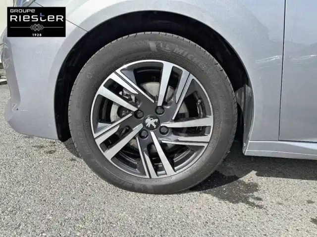 Peugeot 208 puretech 100 s&amp;s eat8 — photo 13